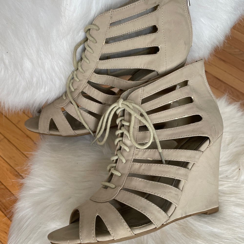 Bamboo Royce Caged Wedge Sandals; Size 10